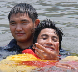 lifesaving chin tow