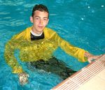TRAINING, POOL, EXERCISE CLOTHES
Unlined anoraks are best for effective resistance swim training 5